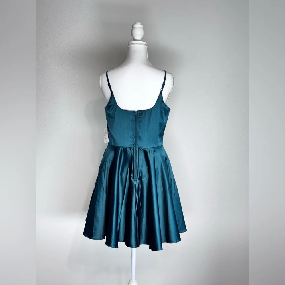 Windsor Teal Formal Dress - Picture 2 of 3
